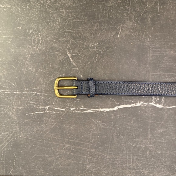 Women L.L. Bean Leather Belt 30 Blue Pebbled Full Grain Brass Buckle-Excellent - Picture 2 of 7